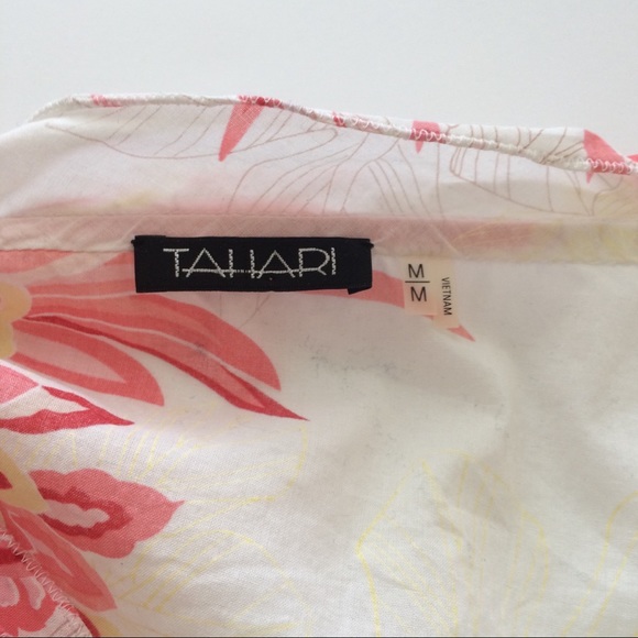 Floral Ruffle Neck Blouse - Picture 2 of 4